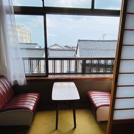 ゲストハウス　華屋 Sado Bagian luar foto