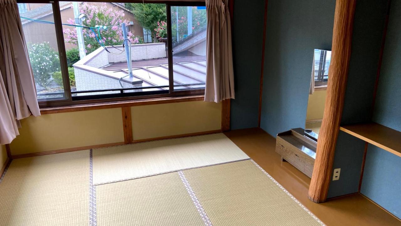 ゲストハウス　華屋 Sado Bagian luar foto