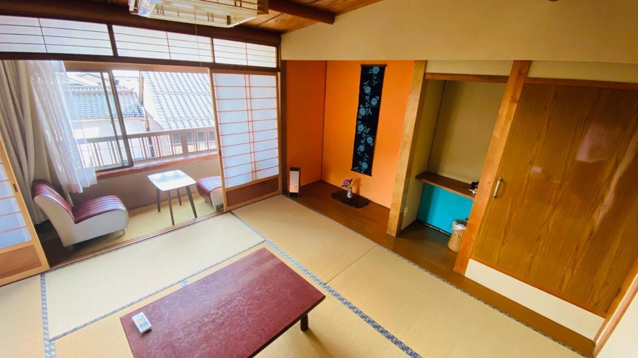 ゲストハウス　華屋 Sado Bagian luar foto